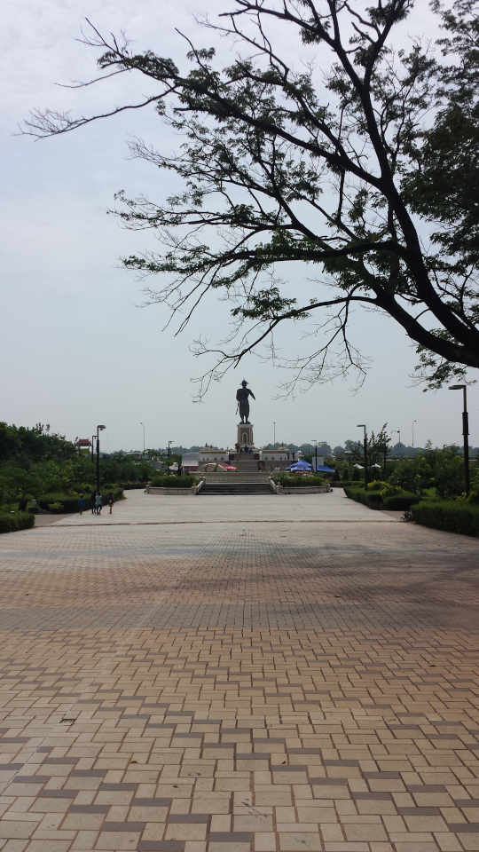 Statue of Chao Anovoung in the Park of Vientiane