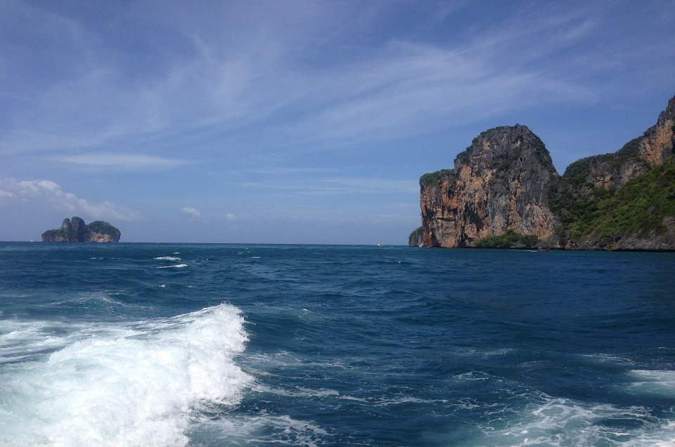 "Phuket Thailand Travel Guide-Phuket Maya Bay Blue Water Sky"