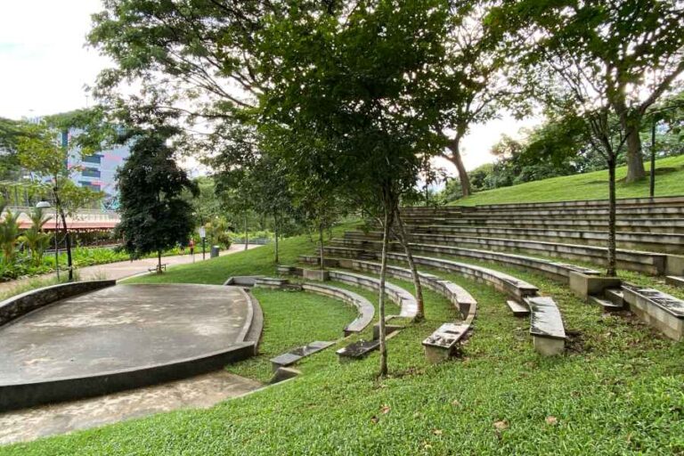 Amphitheatre at Admiralty Park