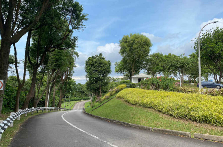 Steep Sloepe To Jurong Hill Park