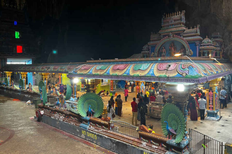 Sri Velayuthar Temple At Batu Caves