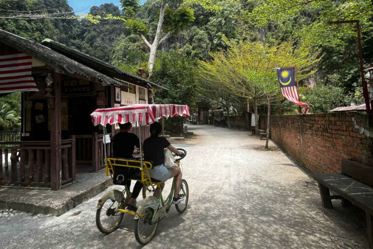Cycling Around Qing Xin Ling Ipoh