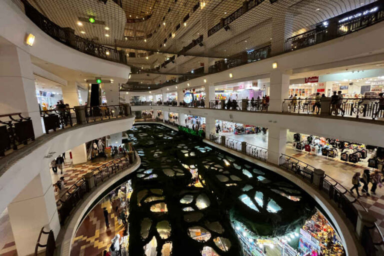 Beryaja Mall Interior Floor Levels