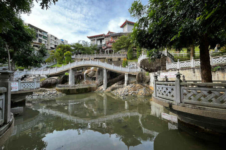 Kek Lok Si Temple Pond and Bridge