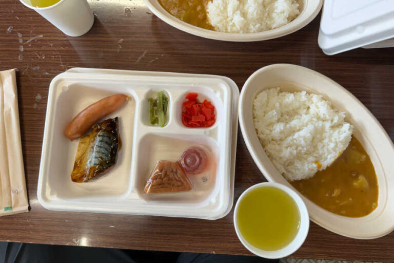 Meals At Taishikan Hut Mount Fuji