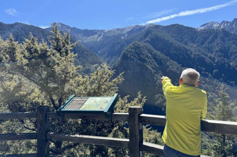 Monroe Pavilion Hiking Mount Yushan Taiwan