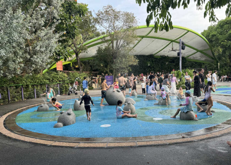 Fish Fountain Area Far East Organization Children Garden