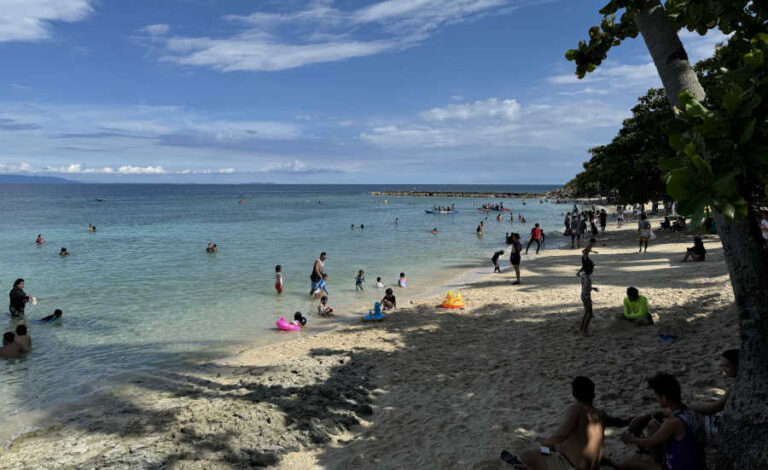 Relaxing The View Of Dalaguete Beach