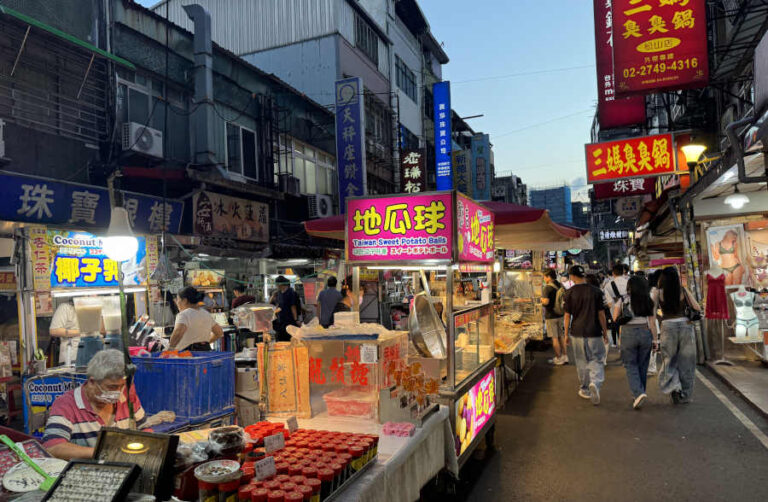 Exploring Raohe Night Market Taipei