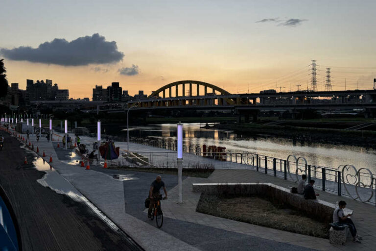 Keelung River At Songshan District Taipei Taiwan