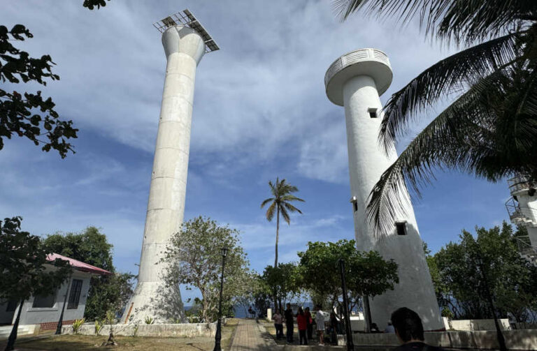 Lighthouses in Cape San Agustin Travel