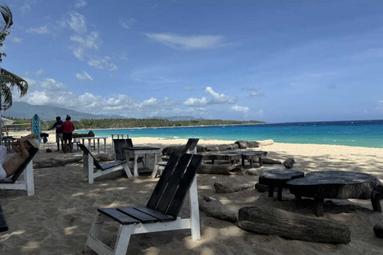 Chill By The Beach At Dahican Surf Resort Mati